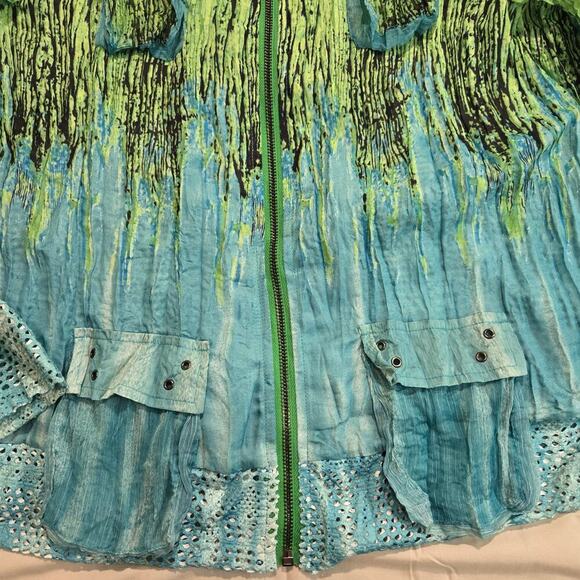 Cativa Wearable Art Jacket Blue Green Abstract Crinkle Mesh Back Sz XL Dopamine - Picture 3 of 12